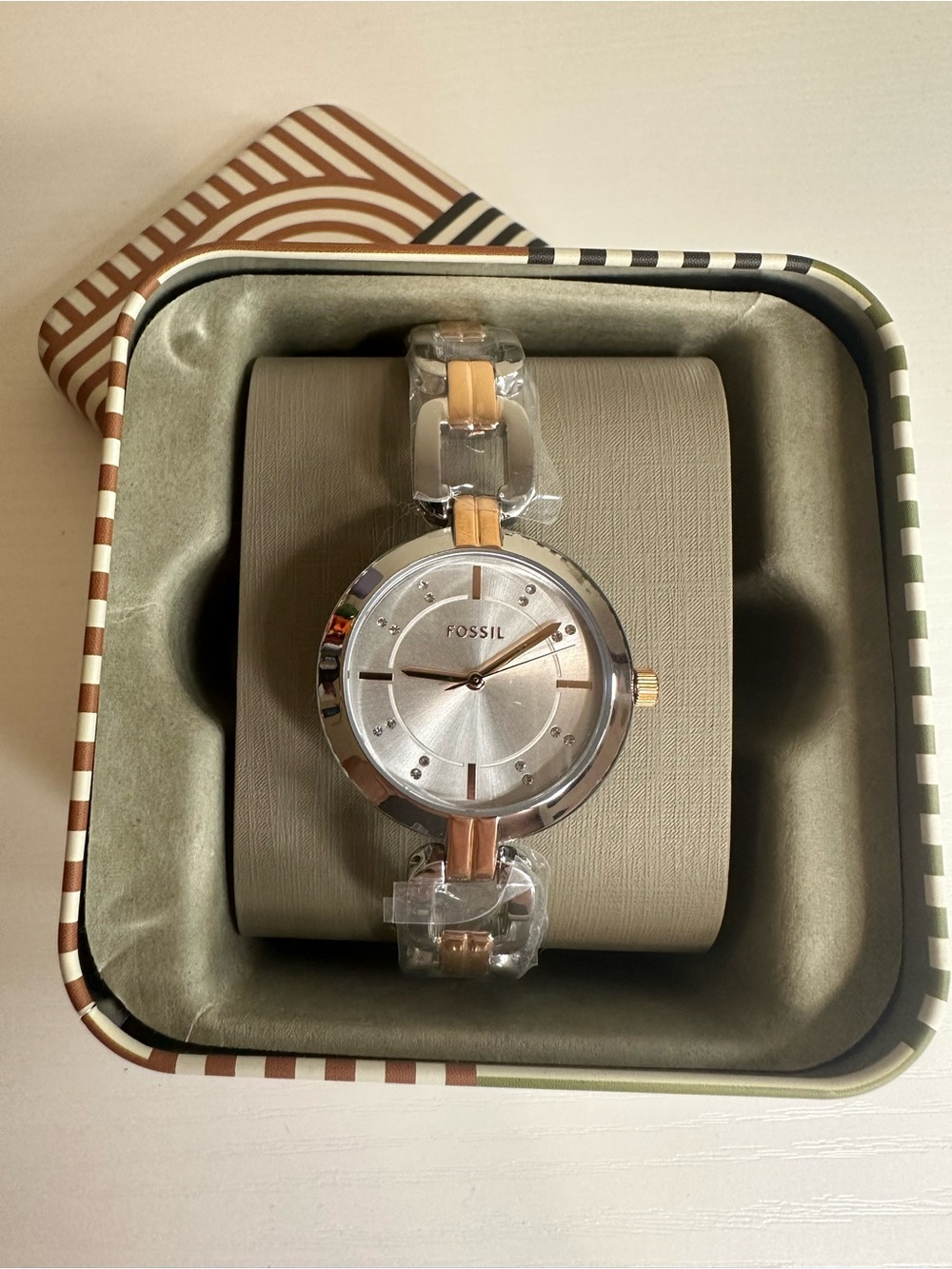 Fossil Women's Silver Dial Watch with Rose Gold Accents 32mm